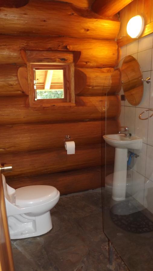 Blockhouse Lodge Puerto Clocker ภายนอก รูปภาพ